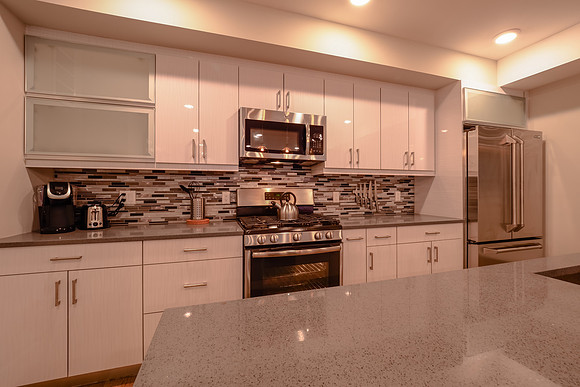 222 1st St Apt 5-12