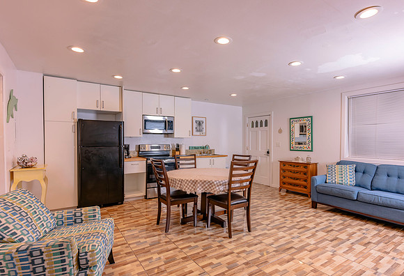 121 Sherwood Ave Apt 1 LoRes-13