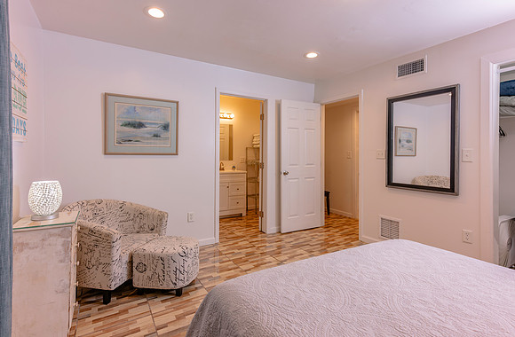 121 Sherwood Ave Apt 1 HiRes -8