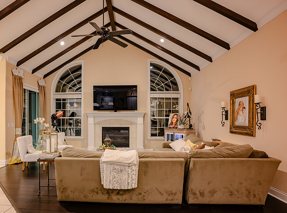 Cabeza Home HiRes-21