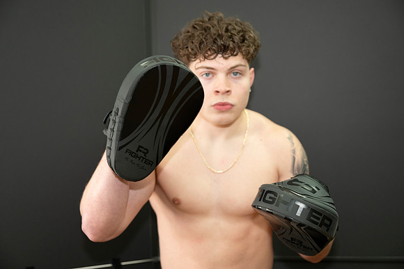 20- Gym_Shoot