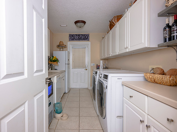 Cabeza Home LoRes-48
