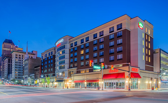 Marriott Downtown Newark Set 2-1