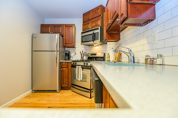 615 Jersey Ave-18