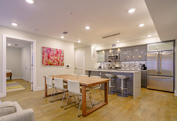 222 1st St Apt 3-26