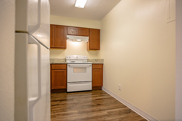 Central Manor Apartment Homes_LR-9