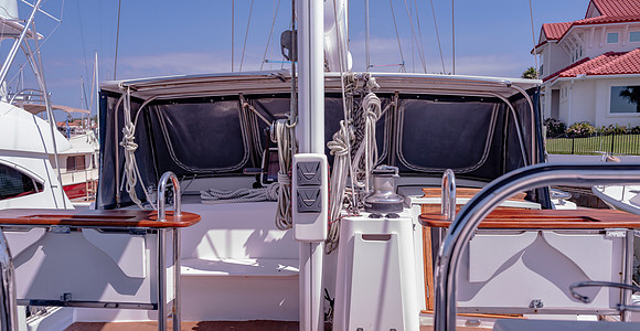 Harlen Wood Exteriors Lo_Res-10
