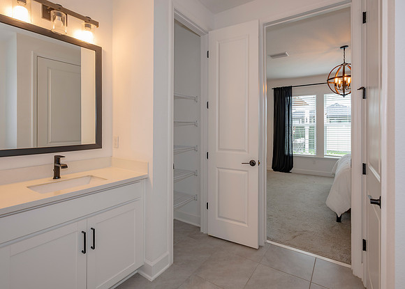 132 Millenia Dr Interiors Lo_Res-51