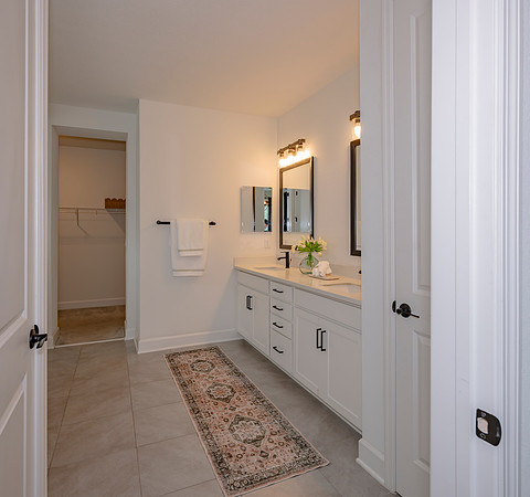 132 Millenia Dr Interiors Lo_Res-53