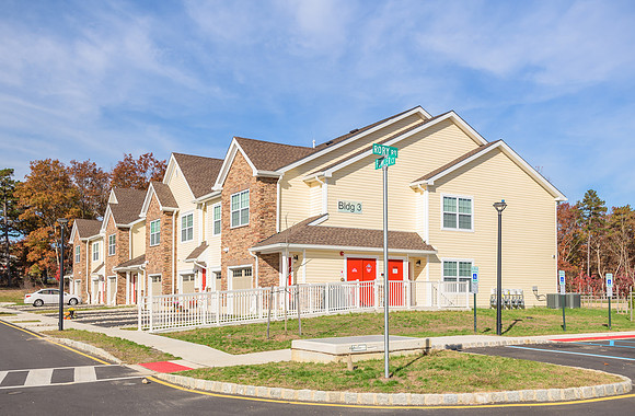 EagleCrest Appts-5
