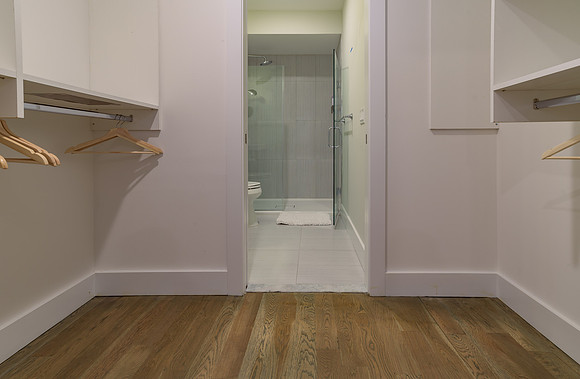 222 1st St Apt 1-18