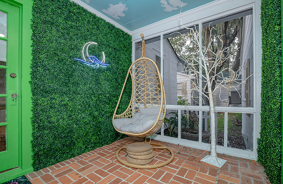237 Rainey Ave Lanai-3