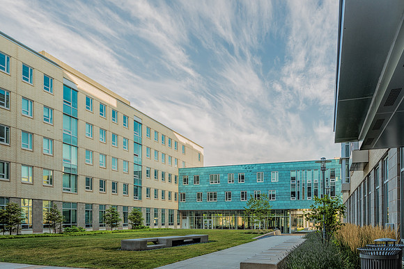 95 Joyce Kilmer Ave Courtyard