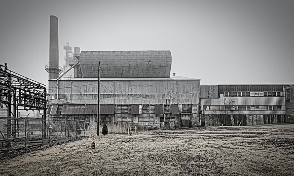AnchorGlass1BW-5