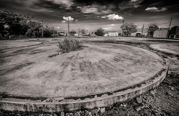 Texas B&W-10