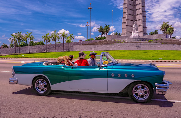 Cuba Cars Too-13