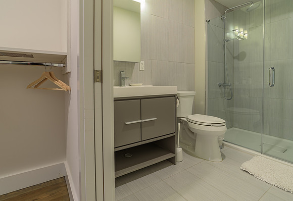222 1st St Apt 1-19
