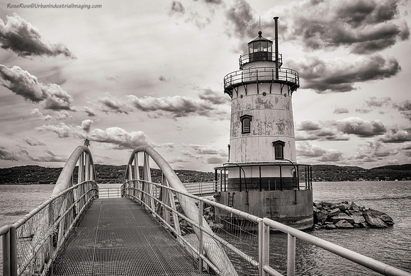 Cloudy Sleepy Hollow LightHouse B&W