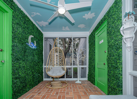 237 Rainey Ave Lanai-1