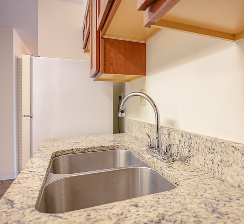 Central Manor Apartment Homes_LR-11