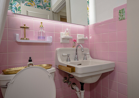 237 Rainey Ave Bathroom-2