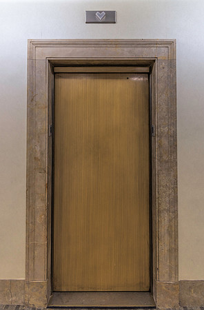 110 East 42nd St-6