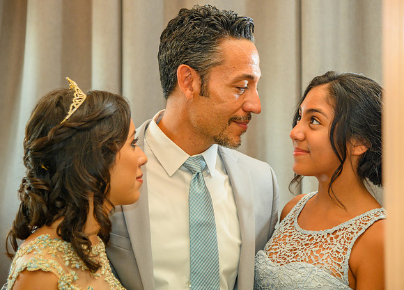 Father & Daughters-9