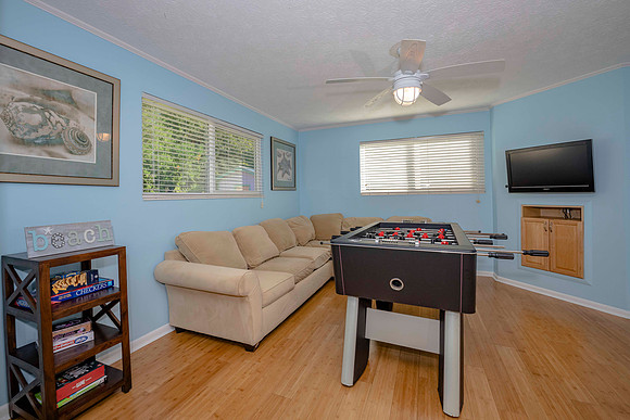27- 1520 Republic Dr_LR
