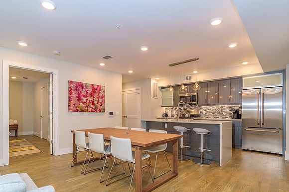 222 1st St Apt 3-27