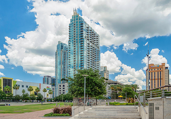 Tampa-1