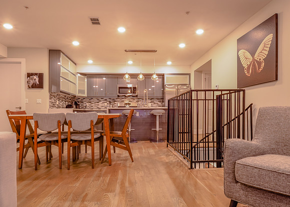 222 1st St Apt 2-1