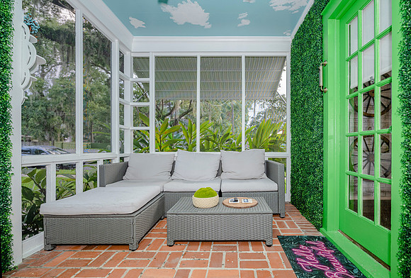 237 Rainey Ave Lanai-4