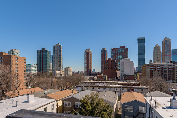 222 1st St Apt 8-8