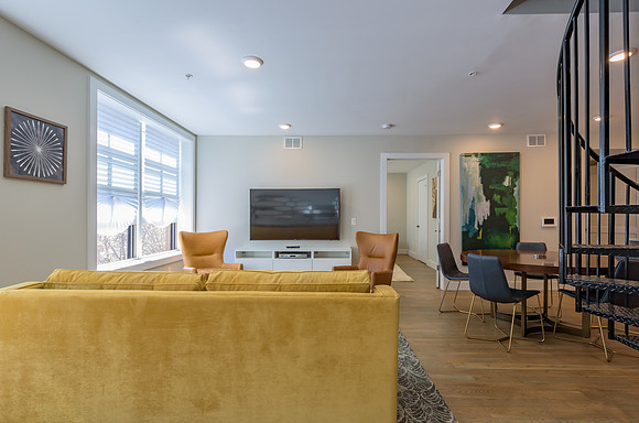 222 1st St Apt 8-4