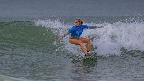 Supergirl Surfer Competition-10