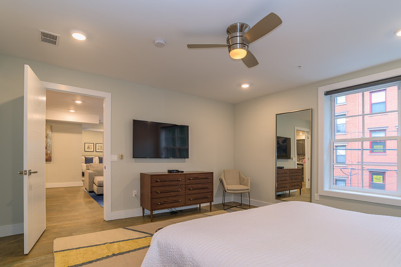 222 1st St Apt 3-12