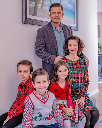 Denis_and_Ergesta_Family-12