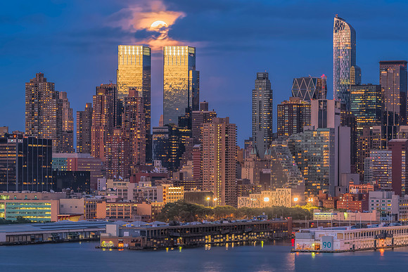 Moon Over Manhattan #1_2x3