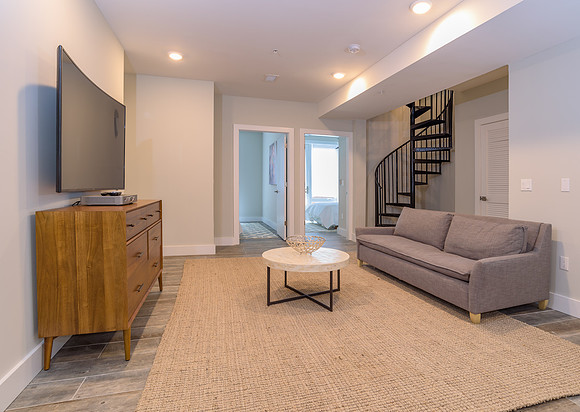222 1st St Apt 2-14