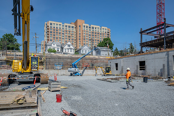165 Somset St-20
