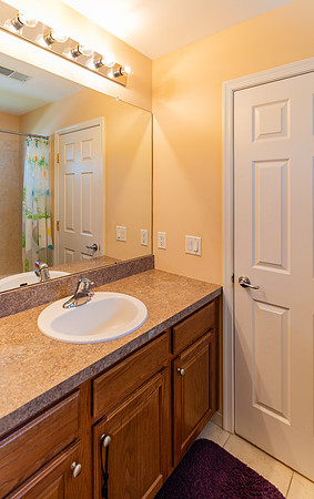 242 Morning Glory Bathroom3-2