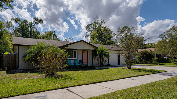 1- 1520 Republic Dr_LR
