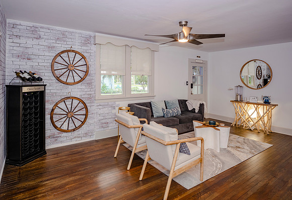 237 Rainey Ave Living-8
