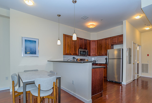 340 Grove St Apt 2A-8