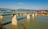 Walnut St "Walking" Bridge
