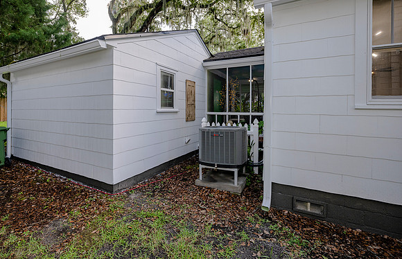 237 Rainey Ave Exterior-11