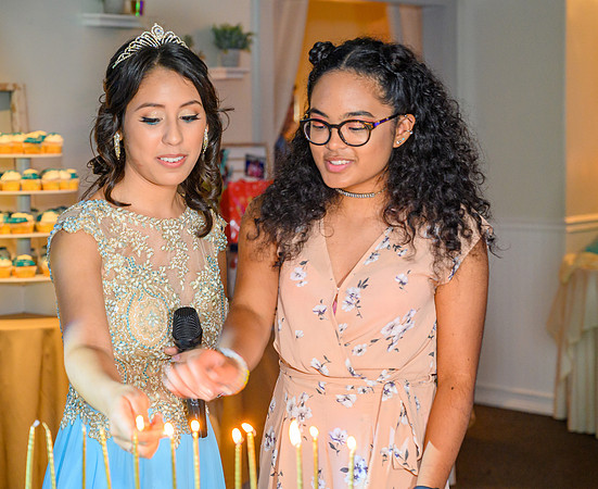 Sixteen Candles-20