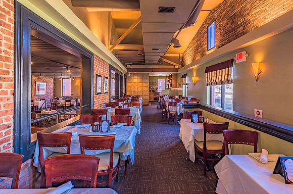 Delta Restaurant-14