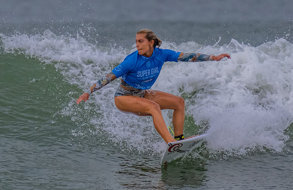 Supergirl Surfer Competition-11