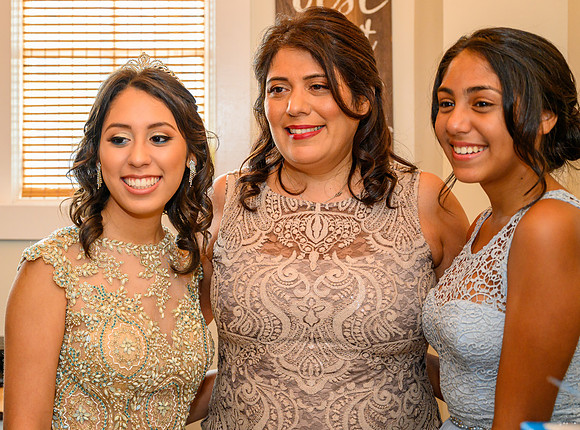 Mother & Daughters-4